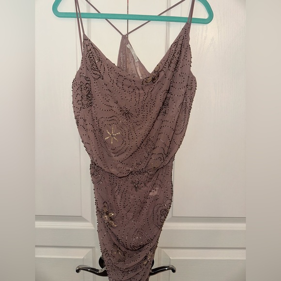 ZARA BEADED AND SEQUINED MINI size M - Picture 8 of 8